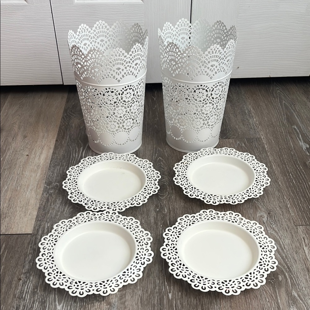 IKEA White Lace Design Party Plates and Holders